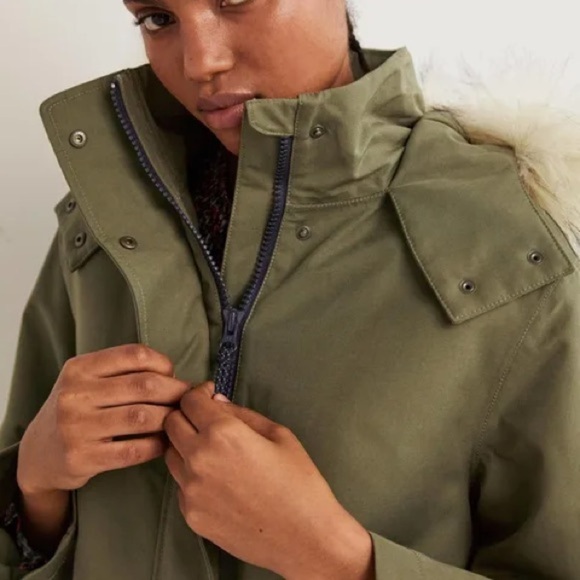 Boden Waterproof Borg Lined Parka in Basil Green ***NO LINING*** | size 10P - Picture 5 of 12